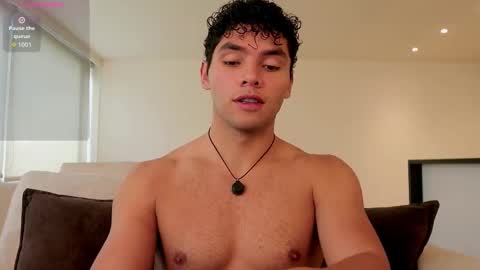 Snapshot of thiago_l chatting on 01.08.26 Just Thiago online show from 01.08.26