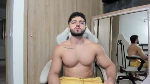 Snapshot of thiago_moretti chatting on 06.28.26 THIAGO online show from 06.28.26