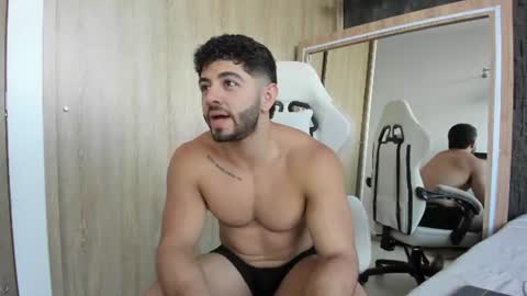 Snapshot of thiago_moretti chatting on 07.10.26 THIAGO online show from 07.10.26