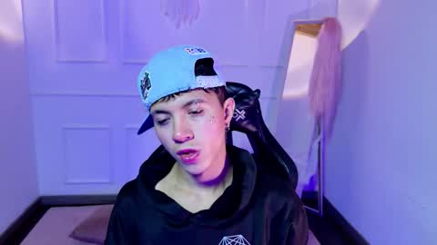 thiago_n_sam online show from 10.19.25