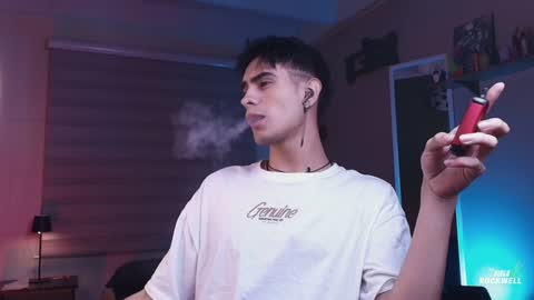 Snapshot of thiago_rockwell chatting on 12.11.24 Thiago online show from 12.11.24