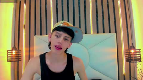thiago_twink38 online show from 04.29.26