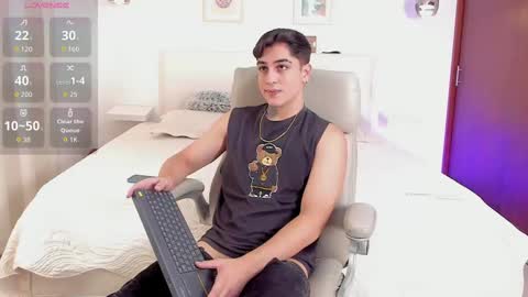 Snapshot of thiago_winteer chatting on 10.20.25 Thiago Winteer online show from 10.20.25