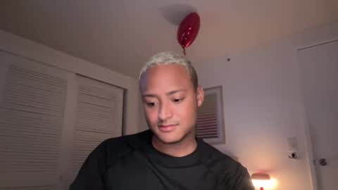 Snapshot of thiagoamado chatting on 02.14.26 thiagoamando online show from 02.14.26