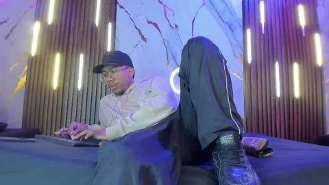 ThiagoBerry online show from 02.04.26