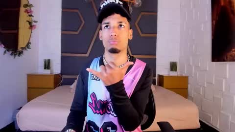 ThiagoFerreti online show from 11.27.25