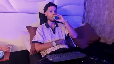 ThiagoFerreti online show from 05.05.26