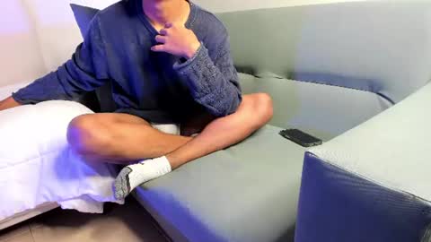 Snapshot of thiagovega_ chatting on 07.14.26 thiagovega_ online show from 07.14.26