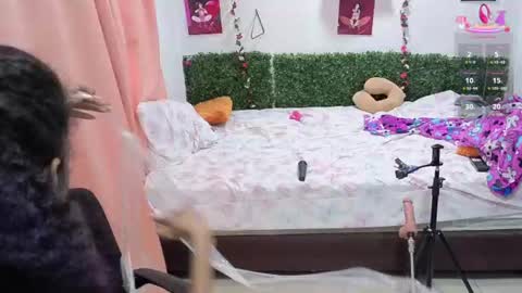 Snapshot of thiana_horny chatting on 06.23.26 thiana_horny online show from 06.23.26
