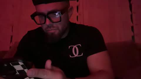 Snapshot of thiccbull12 chatting on 05.28.26 thiccbull12 online show from 05.28.26