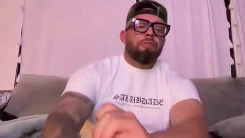 Snapshot of thiccbull12 chatting on 06.04.26 thiccbull12 online show from 06.04.26