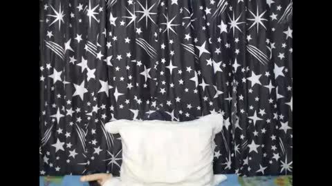 Snapshot of thick_bigcock13 chatting on 02.10.25 gil online show from 02.10.25