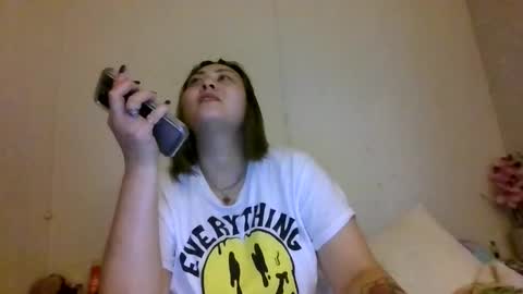 Snapshot of thickassazn93 chatting on 01.14.26 thickassazn93 online show from 01.14.26