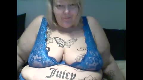 thickdarkangel online show from 04.16.26