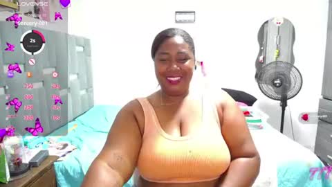 Snapshot of thickebonymilf chatting on 06.26.26 XIOMARA online show from 06.26.26