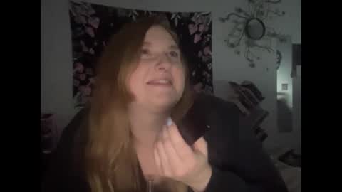 Snapshot of thickgingergoddess chatting on 01.24.25 Ariel online show from 01.24.25