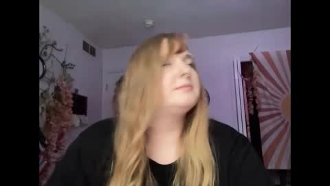 Snapshot of thickgingergoddess chatting on 02.02.25 Ariel online show from 02.02.25