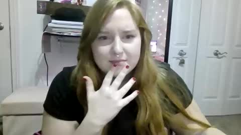 Snapshot of thickgingergoddess chatting on 11.03.25 Ariel online show from 11.03.25