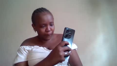 Snapshot of thickianababe chatting on 02.06.25 thickianababe online show from 02.06.25