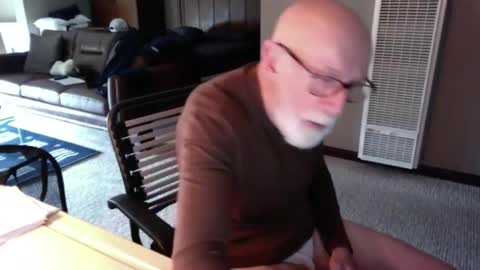 Snapshot of thickmorninwood chatting on 05.23.26 thickmorninwood online show from 05.23.26