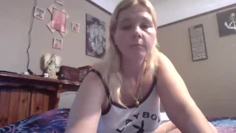 Thickthighs92 online show from 09.28.25