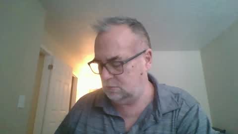 Snapshot of thickwhiteload chatting on 02.23.26 thickwhiteload online show from 02.23.26