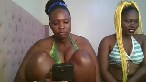 Snapshot of thicky_rue chatting on 01.17.26 Rue online show from 01.17.26