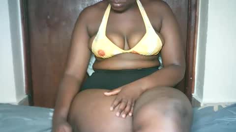 thickybabe_05 online show from 01.27.25