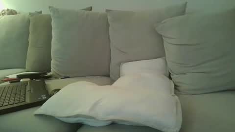 Snapshot of thierrymanceau754 chatting on 04.08.26 thierrymanceau754 online show from 04.08.26