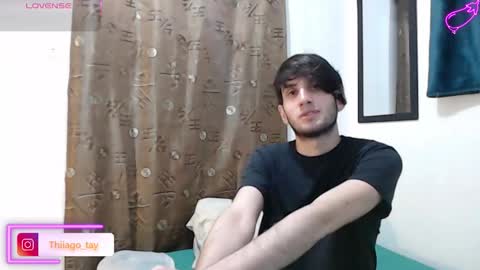 Snapshot of thiiago_tay chatting on 09.22.25 Thiiago online show from 09.22.25