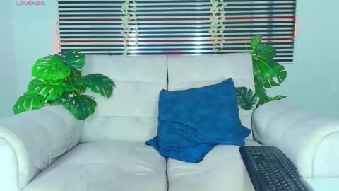 Thiago Saenzz online show from 04.21.26