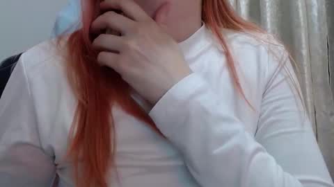 Snapshot of thin33 chatting on 11.27.25 sara online show from 11.27.25