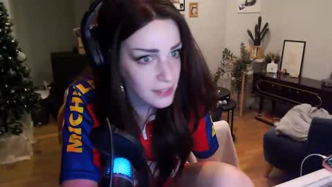 Sarra Rhies online show from 01.09.25