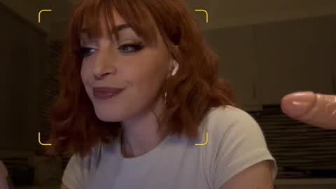 Sarra Rhies online show from 02.03.26