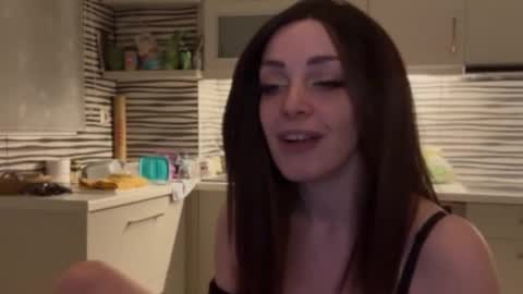 Snapshot of thirstypickle chatting on 03.16.26 Sarra Rhies online show from 03.16.26