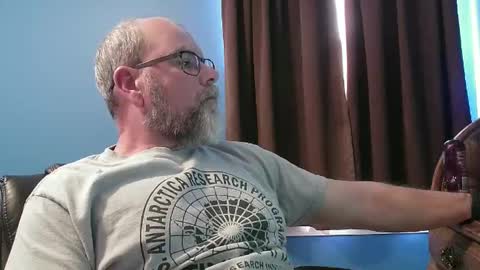 Snapshot of thisguy374 chatting on 12.24.24 thisguy374 online show from 12.24.24