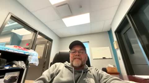 Snapshot of thisguy374 chatting on 12.18.25 thisguy374 online show from 12.18.25