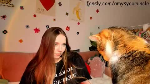 Snapshot of thisisamelia chatting on 01.05.26 Amelia shows on mondays fridays and sundays if anything changes im giving updates on my fansly online show from 01.05.26