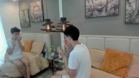 Thom online show from 04.07.26