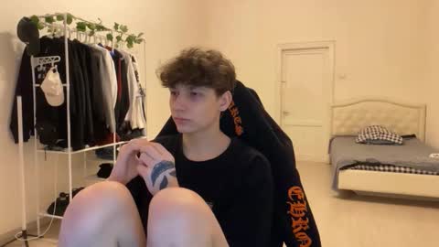 Thomas Hill online show from 11.15.25