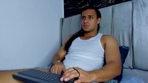 Snapshot of thomas__wayne chatting on 03.20.26 Thomas online show from 03.20.26