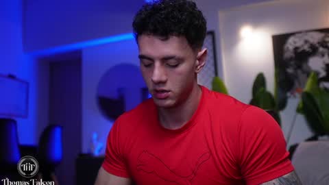 Thomas Falcon online show from 01.12.25