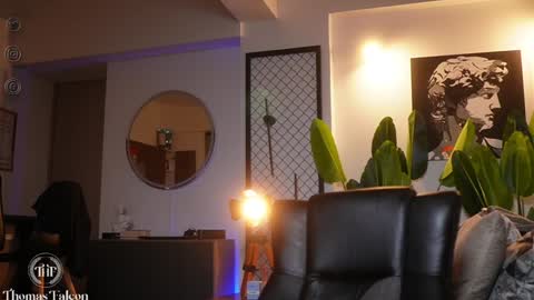 Thomas Falcon online show from 01.23.25