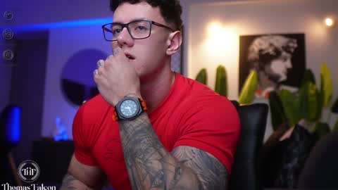 Thomas Falcon online show from 02.02.25