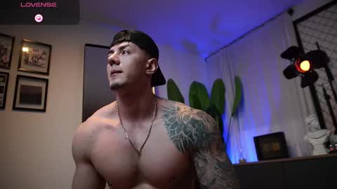 Thomas Falcon online show from 02.18.26