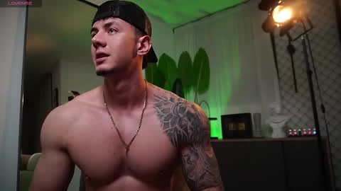 Thomas Falcon online show from 02.27.26