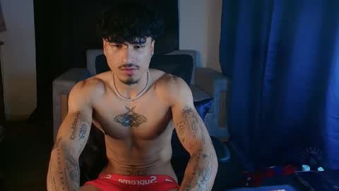 Snapshot of thomas_fit1 chatting on 05.19.26 Thomas 3 JUST STAY AND BE MY LAST LOVE online show from 05.19.26