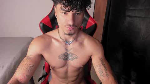 Snapshot of thomas_fit1 chatting on 06.04.26 Thomas 3 JUST STAY AND BE MY LAST LOVE online show from 06.04.26