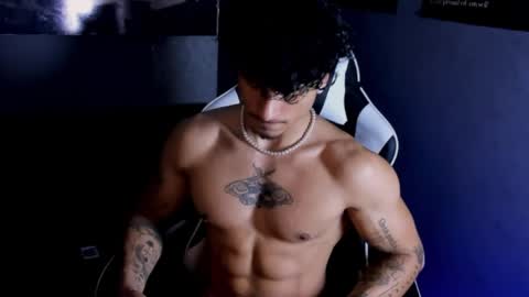 Snapshot of thomas_fit1 chatting on 06.08.26 Thomas 3 JUST STAY AND BE MY LAST LOVE online show from 06.08.26
