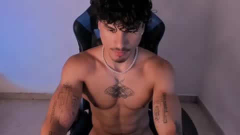Snapshot of thomas_fit1 chatting on 06.25.26 Thomas 3 JUST STAY AND BE MY LAST LOVE online show from 06.25.26